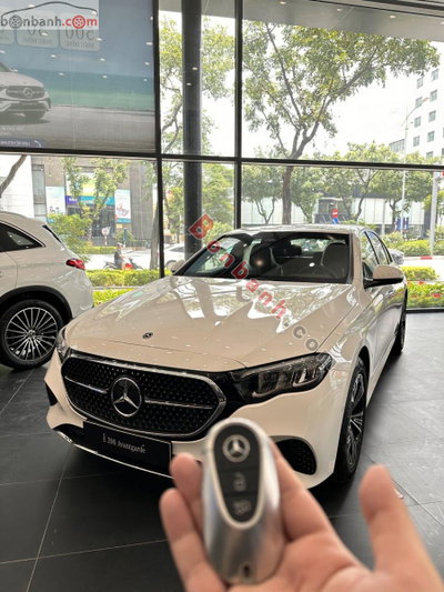 Xe Mercedes Benz E class E200 Avantgarde 2025