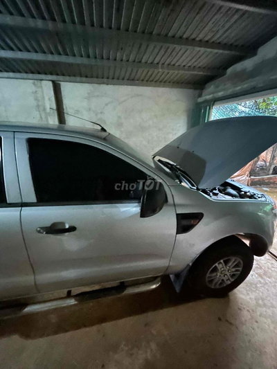 Ford Ranger 2012 Bạc