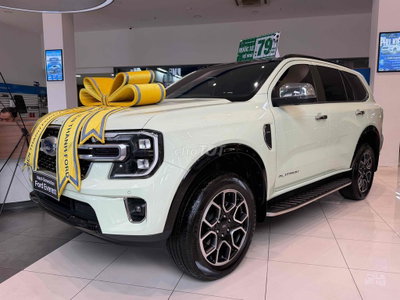 Ford Everest PLA 2022 Trắng 7 chỗ