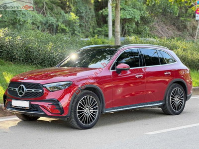 Xe Mercedes Benz GLC 300 4Matic Coupe 2023