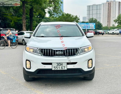 Xe Kia Sorento 2.4 GAT Deluxe 2019