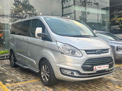 Ford Tourneo Titanium 2019 29.000km Bạc