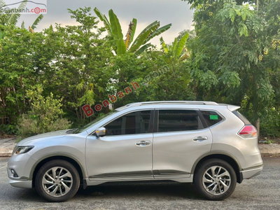 Xe Nissan X trail 2.5 SV 4WD Premium 2018