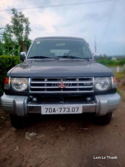 Mitsubishi Pajero V30 Xám Số sàn