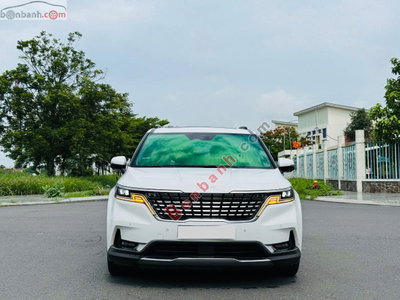 Xe Kia Carnival Signature 2.2D 2022