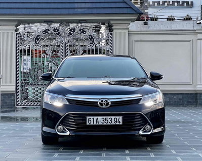 Toyota Camry 2.5 Q 2017 98000 km Đen