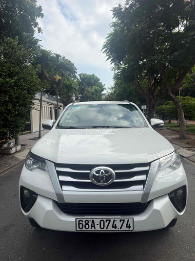 Toyota Fortuner MT 2017 Máy dầu Số sàn Trắng