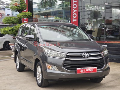 Xe Toyota Innova 2.0E 2020