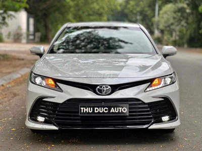 Toyota Camry 2.0G 2021 Trắng 45.000km