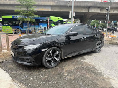 Honda Civic VTEC Turbo Đen Xăng