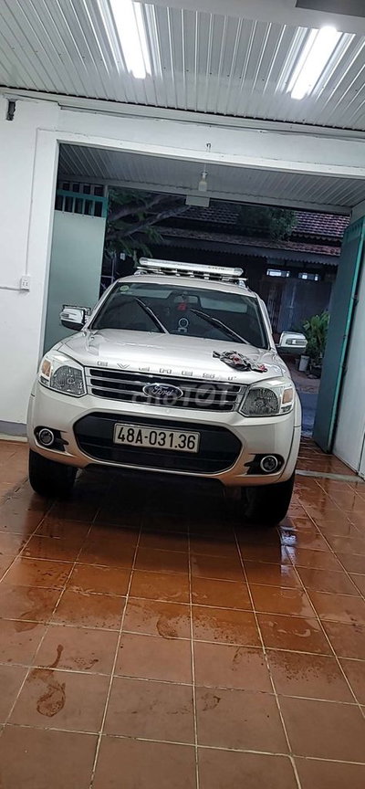 Ford Everest 2014 Bạc 160000 km