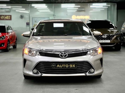 Toyota Camry 2.0E 2015 Vàng Ánh Kim Siêu Đẹp