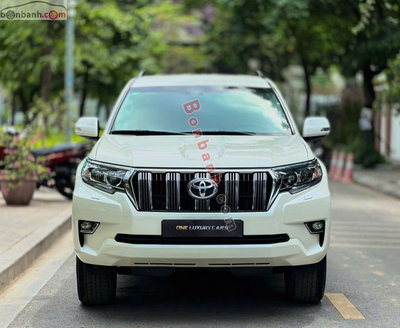 Xe Toyota Prado VX 2.7L 2021