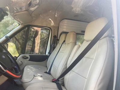 Ford Transit SVP 2019 16 chỗ Trắng