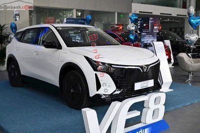 Xe VinFast VF8 Plus 2026