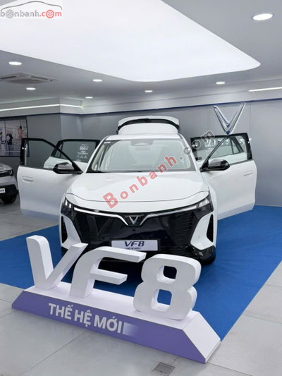 Xe VinFast VF8 Plus 2026