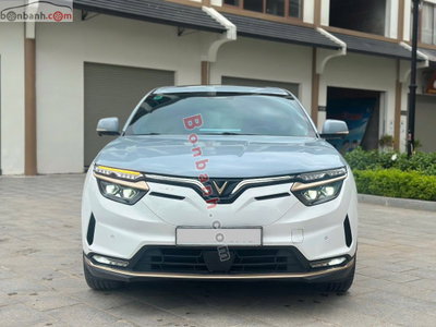 Xe VinFast VF8 Plus AWD 2023