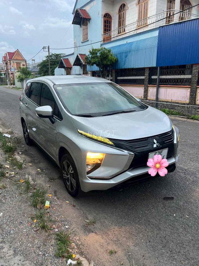Mitsubishi Xpander 2020 Số sàn 7 chỗ Bạc