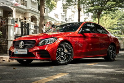 Xe Mercedes Benz C class C300 AMG 2019