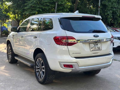 Ford Everest 2019 Titanium 7 chỗ Tự động Trắng
