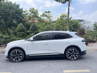 VinFast VF8 Plus 2023 Trắng 52.000 Km