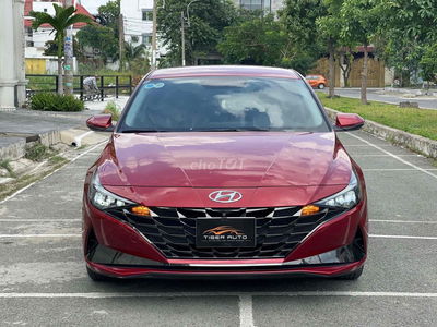Hyundai Elantra 2022 Elantra 1.6 AT - 41000 km
