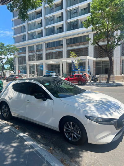 Mazda 3 2020 Sport 1.5L Luxury - 41000 km
