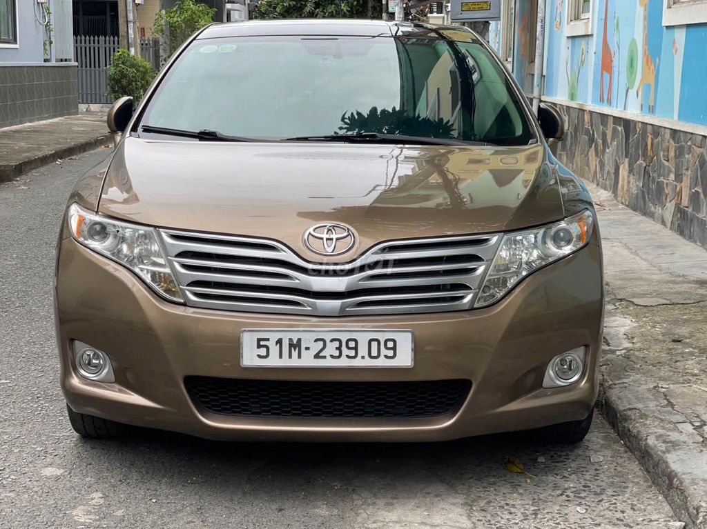 Venza 2.7 AT bản full cực kỳ đẹp.