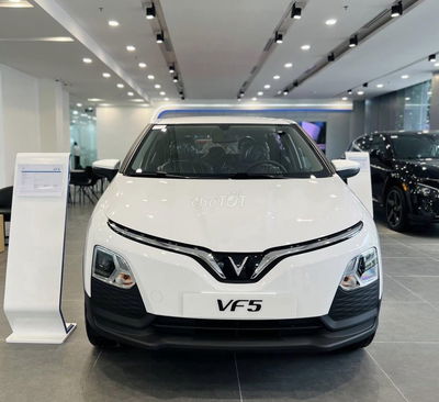 VF5 ĐỦ MÀU- GIAO NGAY- TRẢ TRƯỚC 80 TRIỆU NHẬN XE