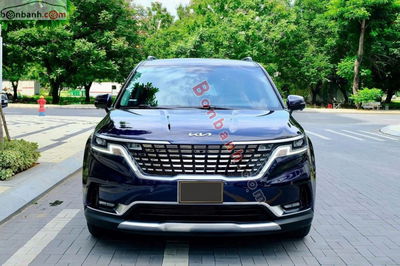 Xe 
			
							Kia Carnival 
						Signature 2.2D 
						2024