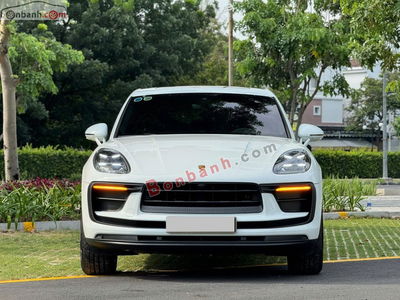 Xe 
			
							Porsche Macan 
						2.0 
						2023