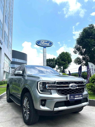 Hãng bán Ford Everest 2023 Titanium 2.0 AT 4x2