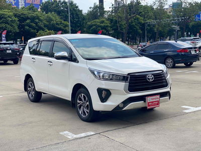 Toyota Innova 2021 E 2.0 MT - 71000 km