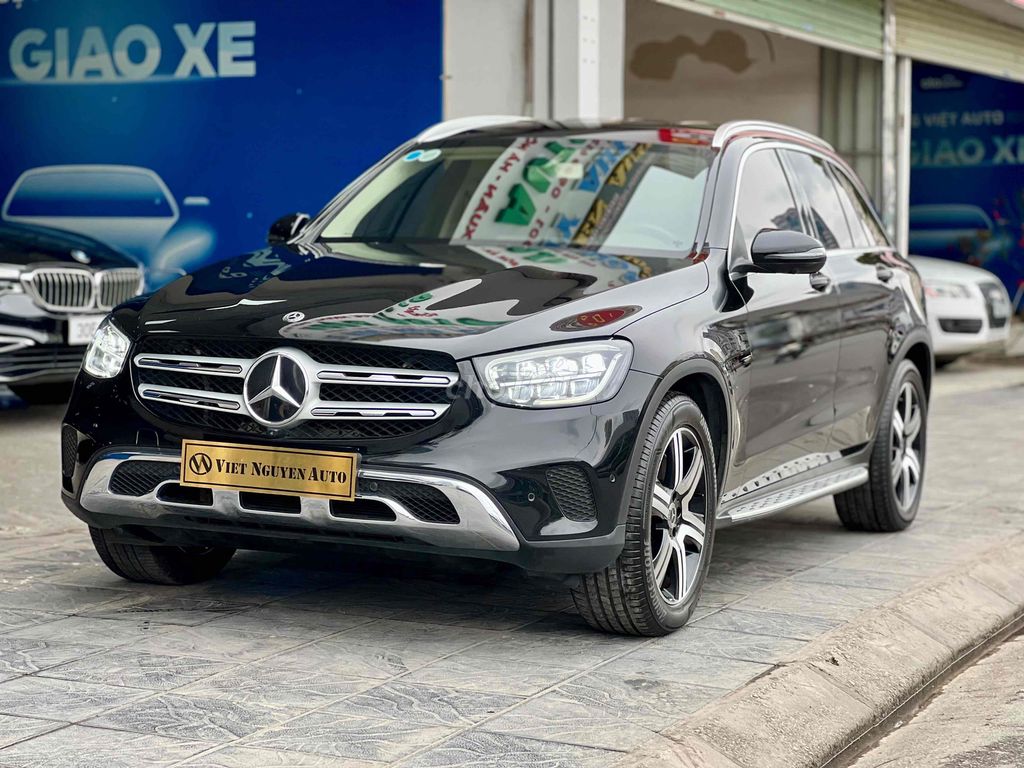 Mercedes Benz GLC 200 4 Matic sx 2020 đen/kem