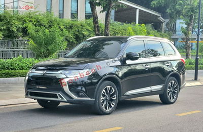 Xe 
			
							Mitsubishi Outlander 
						2.0 CVT 
						2021