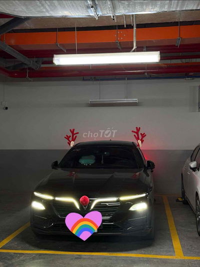 VinFast Lux A2.0 2021 Plus 2.0 AT - 50000 km