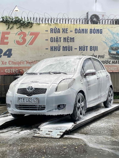 Toyota Yaris 2008 1.3 AT - 64545 km