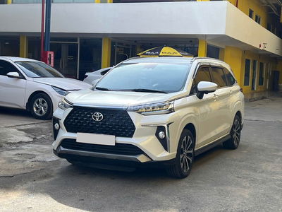 Toyota Veloz Cross 2022 CVT Top