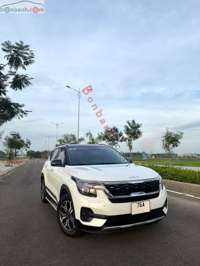 Xe 
			
							Kia Seltos 
						Luxury 1.4 AT 
						2022
