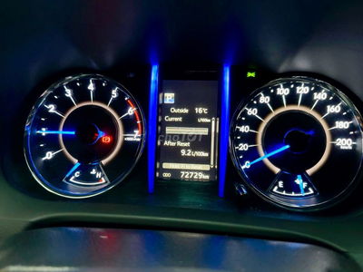Bán gấp Fortuner  2.7V 4x2 AT chính chủ có VAT