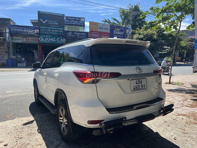 Toyota Fortuner 2019 2.4G 4x2 MT - 100000 km