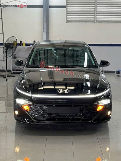 Xe 
			
							Hyundai Accent 
						Đặc biệt 1.5 AT 
						2025