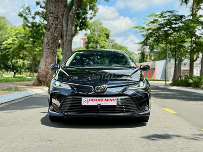 Toyota Corolla Altis 1.8V 2022 trả góp