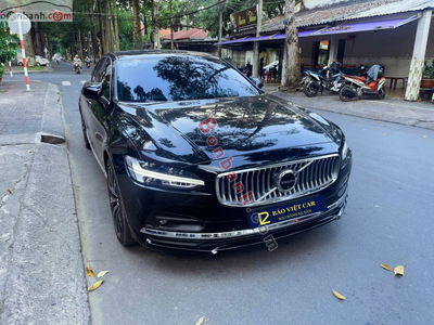 Xe 
			
							Volvo S90 
						LWB Ultimate B6 AWD 
						2023