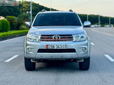 Xe 
			
							Toyota Fortuner 
						2.7V 4x4 AT 
						2011