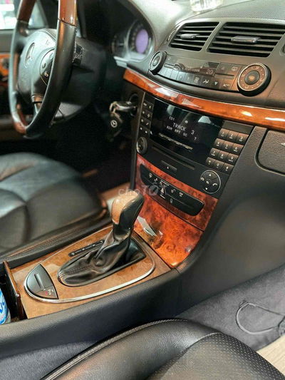 Mercedes Benz E Class 2006 E350 - 100000 km