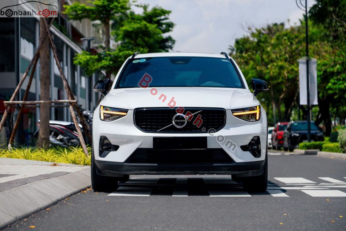 Xe 
			
							Volvo XC40 
						Ultimate B5 AWD 
						2023