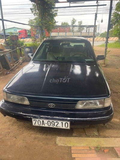 Toyota Camry 1988 - 420000 km