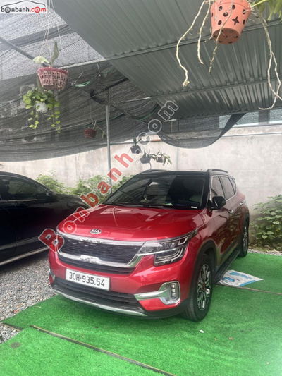 Xe 
			
							Kia Seltos 
						Premium 1.4 AT 
						2021