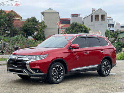 Xe 
			
							Mitsubishi Outlander 
						Premium 2.0 CVT 
						2021